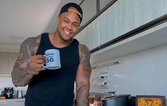 Bloquinho da Kalor: 10 curiosidades que você não sabia sobre Léo Santana 