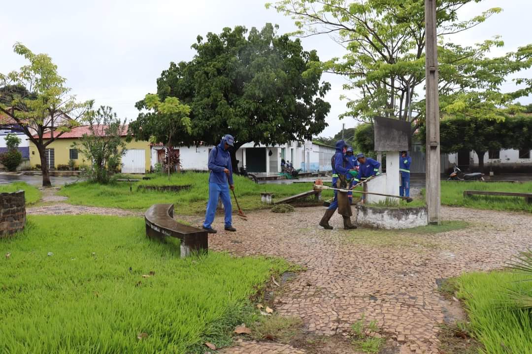 Prefeitura de Monsenhor Gil intensifica limpeza de suas vias e logradouros - Imagem 2