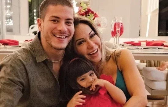Arthur Aguiar, casado com Maira Cardi teve outras namoradas famosas: veja