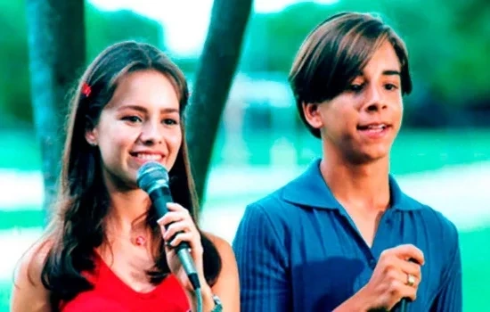 20 anos depois! Veja antes e depois de atores do seriado Sandy e Junior