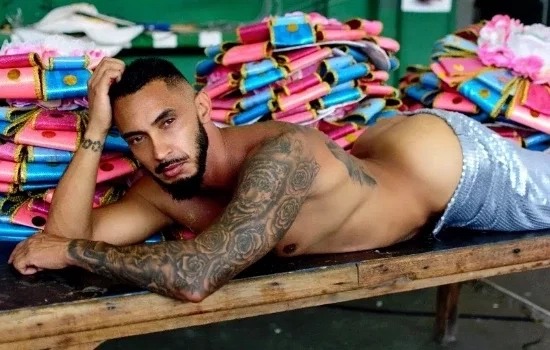 Mister com bumbum de 116cm não consegue namorar: “Ficam com medo”