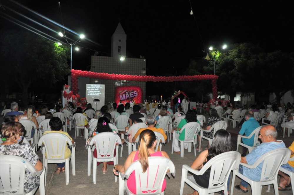Prefeitura de Hugo Napoleão realiza festa em homenagem às Mães - Imagem 21
