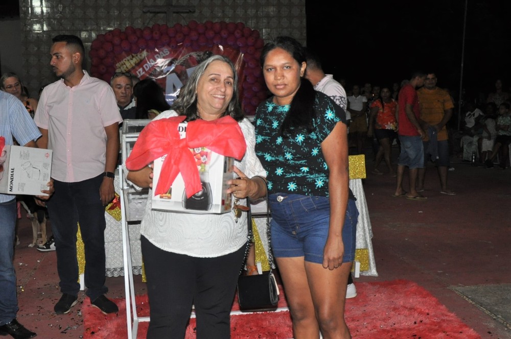 Prefeitura de Hugo Napoleão realiza festa em homenagem às Mães - Imagem 9