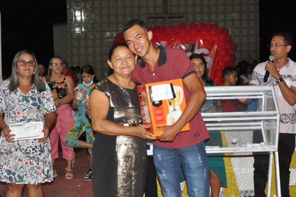 Prefeitura de Hugo Napoleão realiza festa em homenagem às Mães - Imagem 8