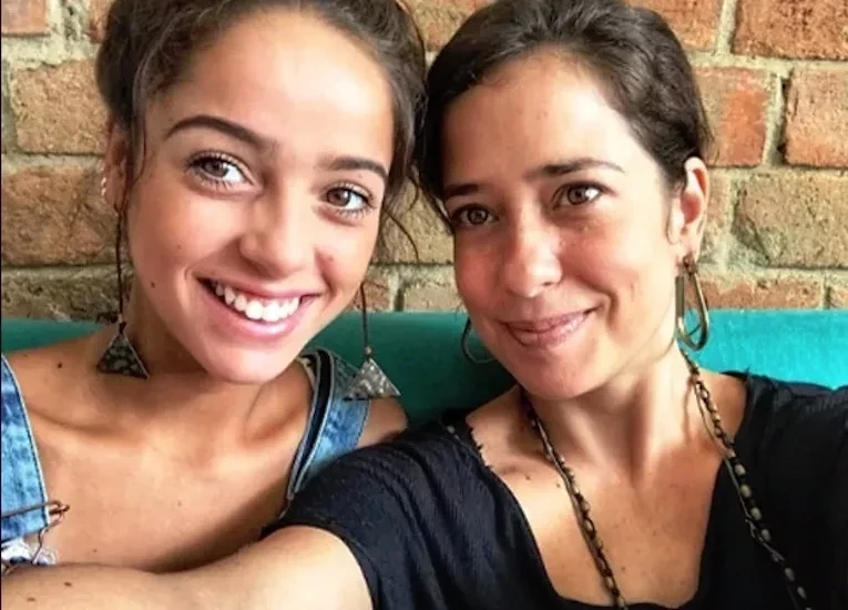 Clara Duarte e Paloma Duarte