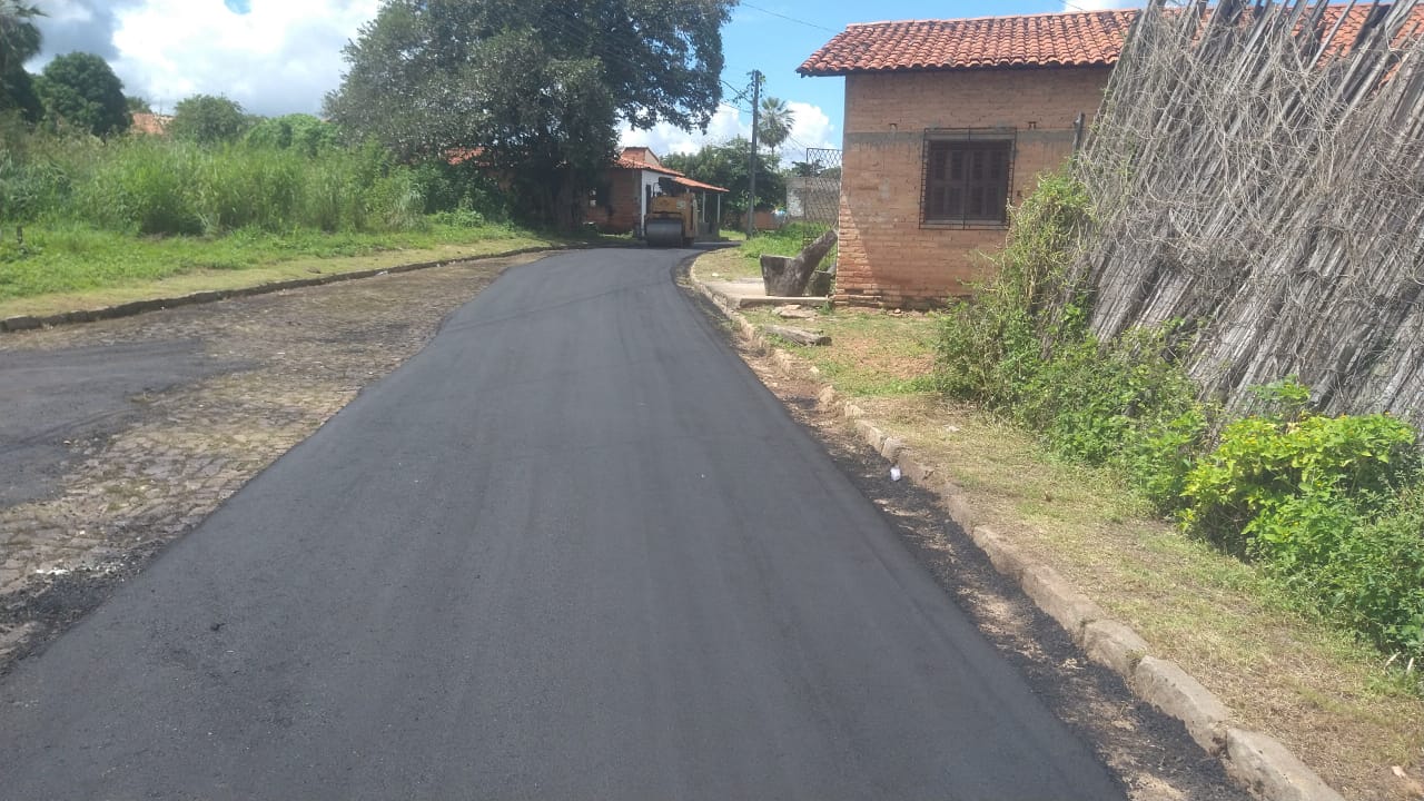 Iniciada a terceira etapa de pavimentação asfáltica em Monsenhor Gil - Imagem 9