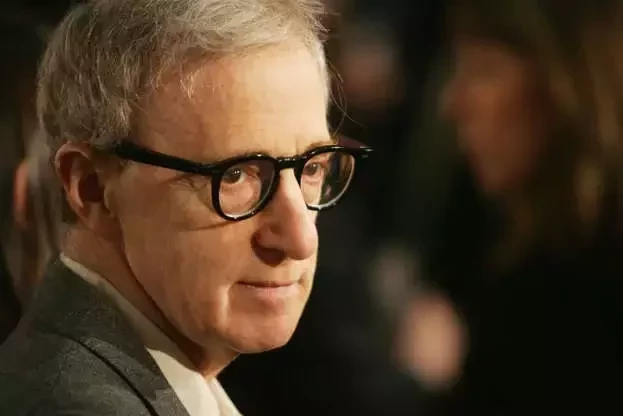 Amor sem idade! Confira 15 famosos que se relacionaram com adolescentes - imagem 83571