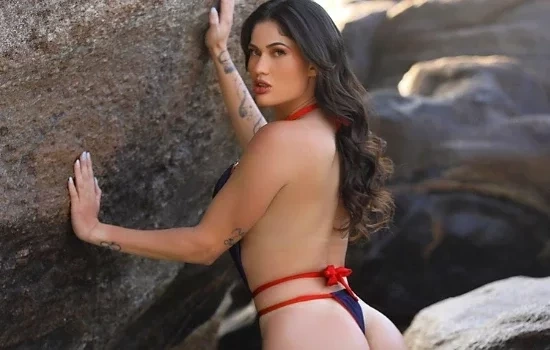 Atriz diz que recorrerá a “tratamento secreto” para o miss bumbum; fotos!