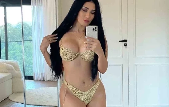  Sexo em banheiro público, no viaduto e chifruda: Simaria conta tudo