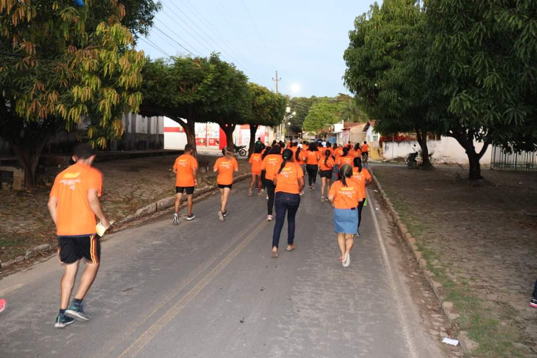 Monsenhor Gil no Dia D da Campanha Faça Bonito - Imagem 4