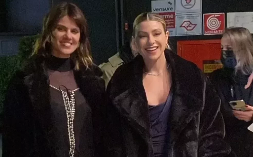  Helô Rocha e Camila Pedroza