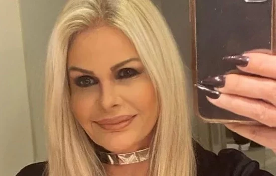 Monique Evans perde 20 kg e mudança impressiona; Veja antes e depois