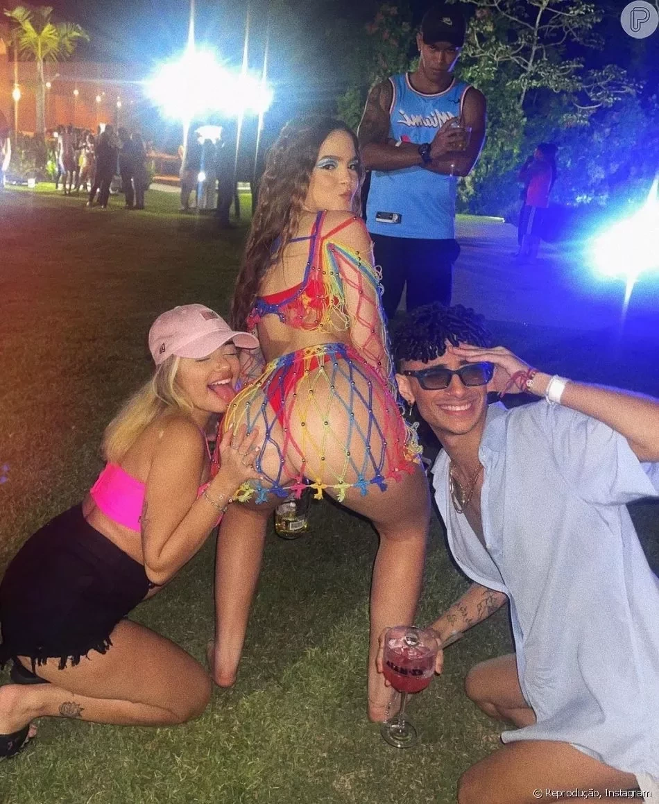 Look sexy e parabéns proibidão: Mel Maia é criticada por festa de 18 anos - imagem 85382