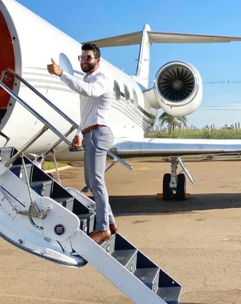 Luxo e ostentação: veja como vive Gustavo Lima com bens milionários - imagem 85430