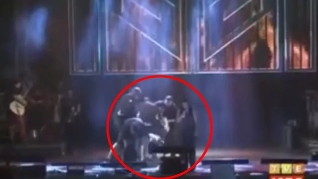 Treta: veja os famosos que já bateram nos fãs  - imagem 85566