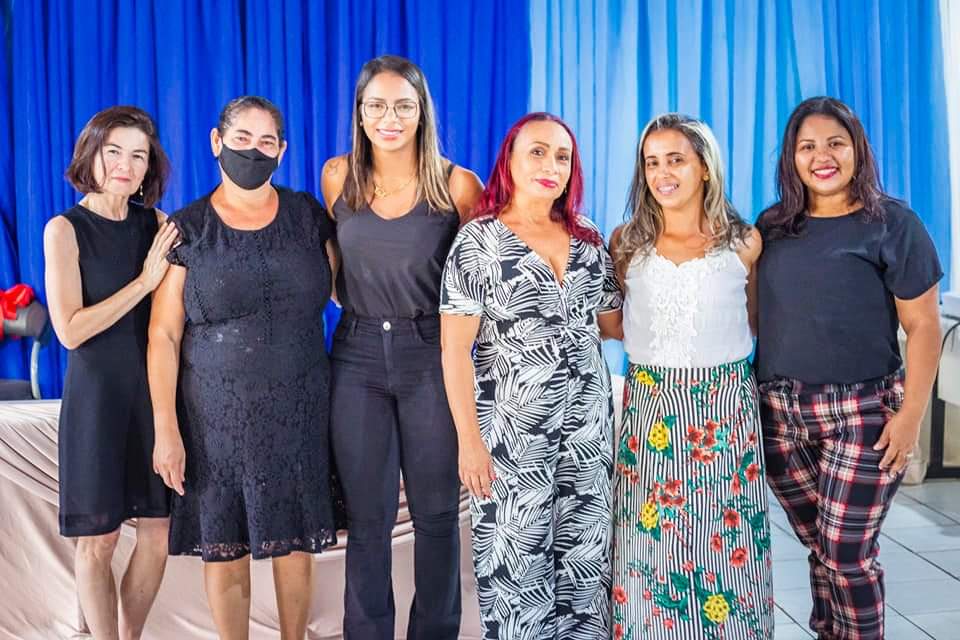 Prefeito João Luiz participa do enceramento de curso em Monsenhor Gil - Imagem 4