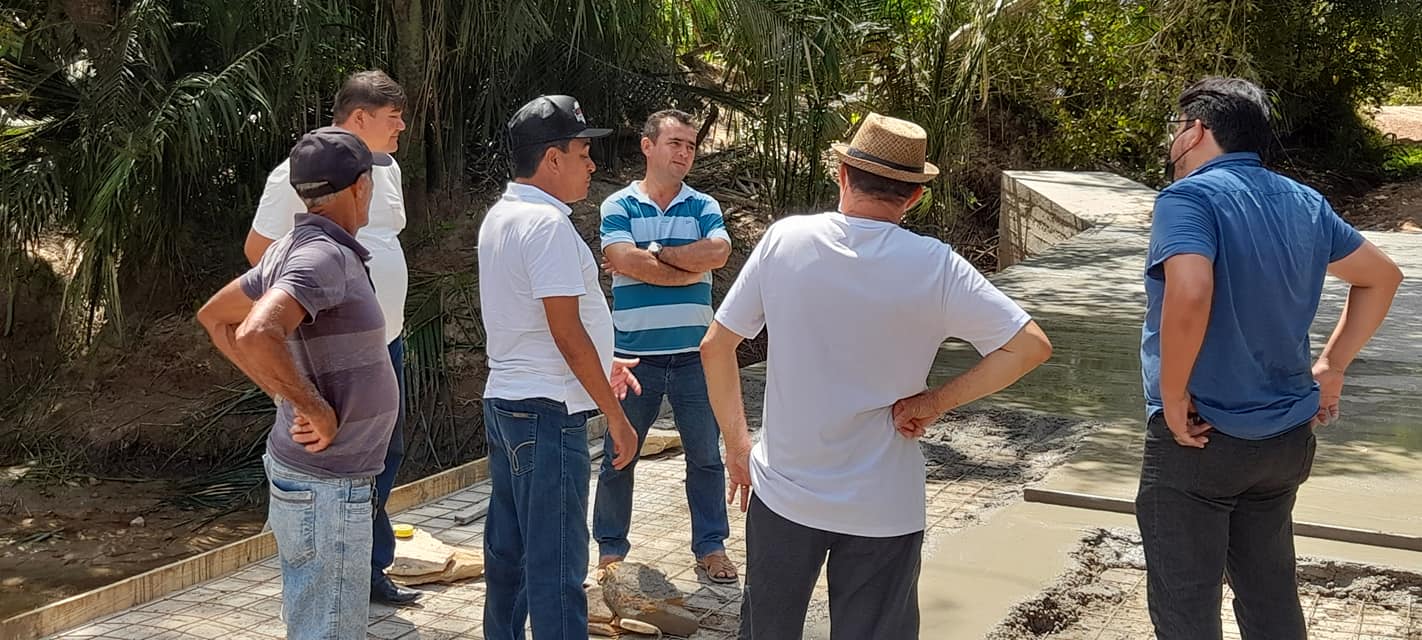 PREFEITO MARCELINO ALMEIDA VISITA OBRA DA PONTE SOBRE O RIO SOBRADINHO - Imagem 2