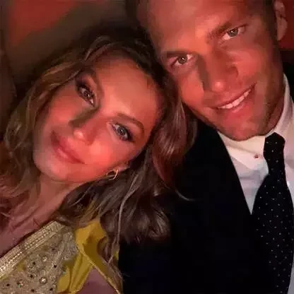 É o amor! Listamos 20 casais para lá de apaixonados do mundo dos famosos - imagem 86730