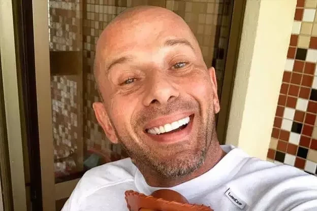 Além de Whindersson Nunes! 15 famosos que venceram o vício em drogas - imagem 87033