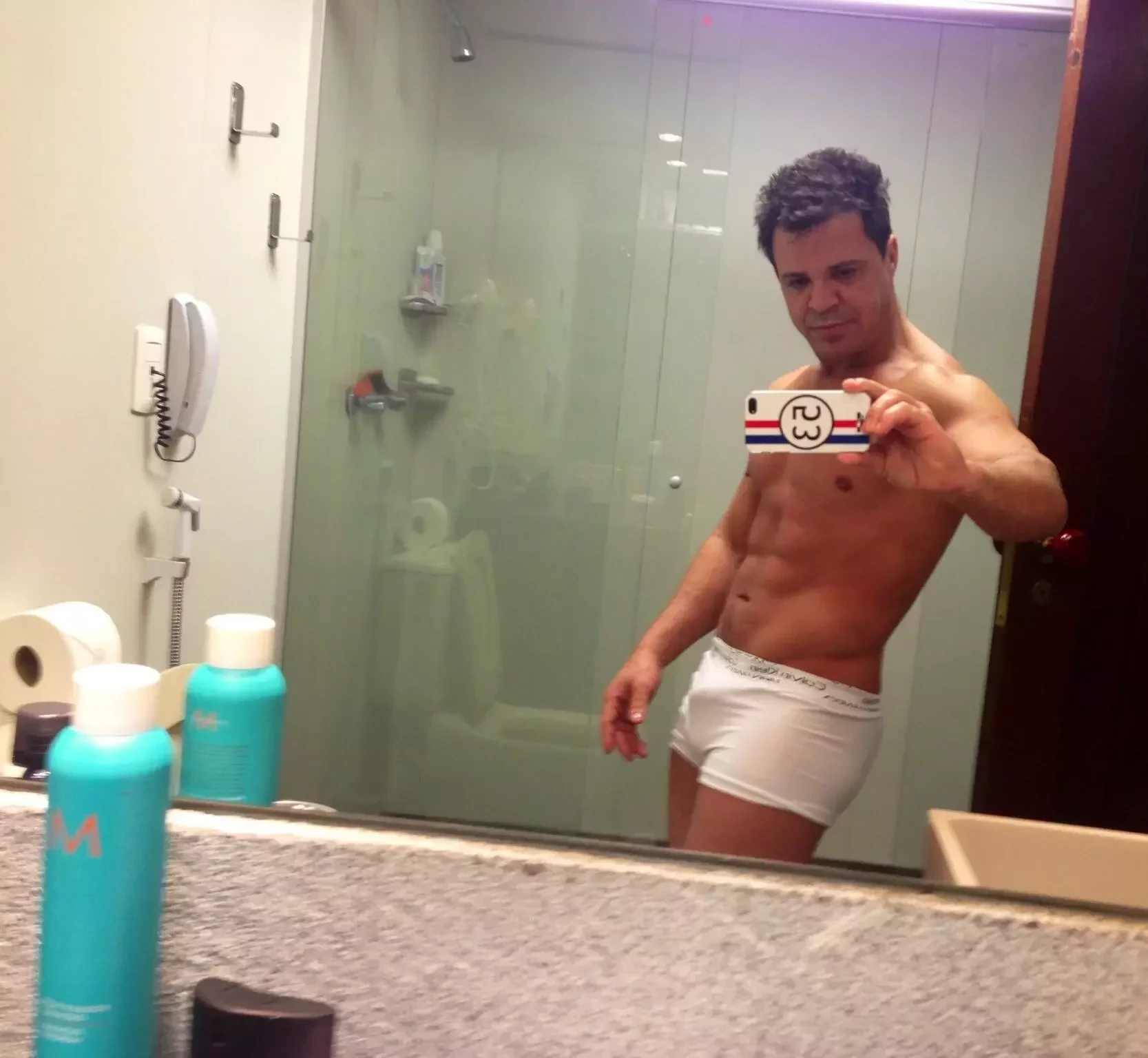 Sexo com 10 mulheres 