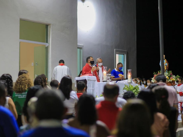 Primeira noite de Festejos de São Pedro Apóstolo