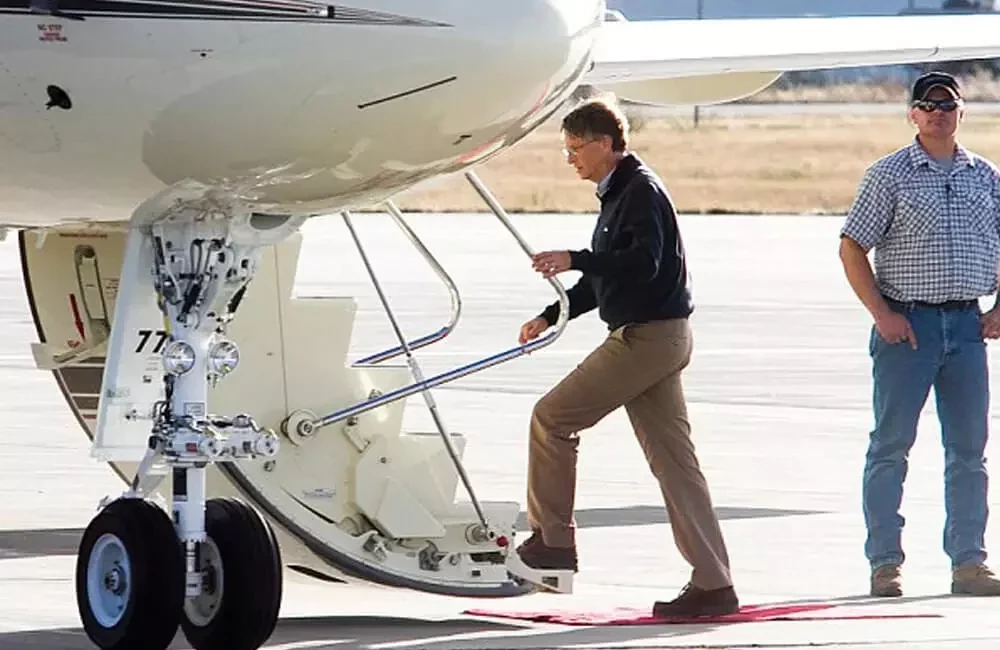 Os jatinhos dos famosos 