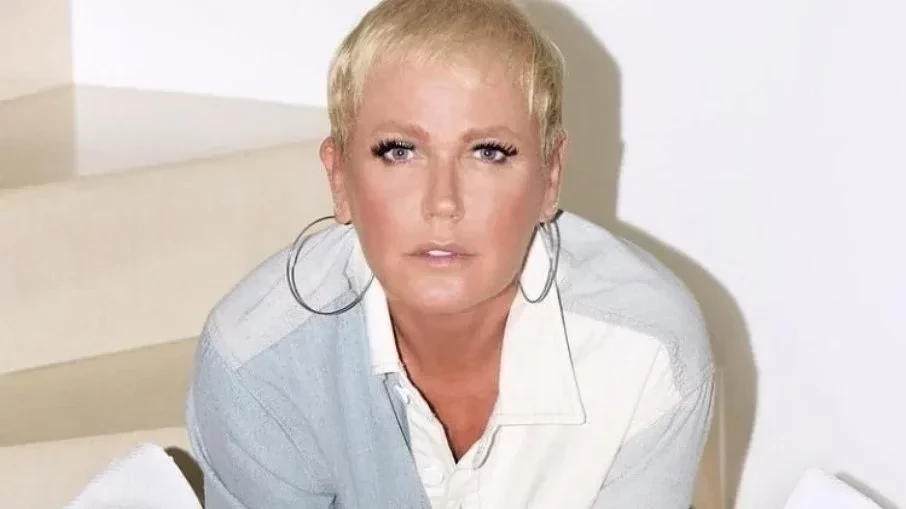 Xuxa  Meneghel 