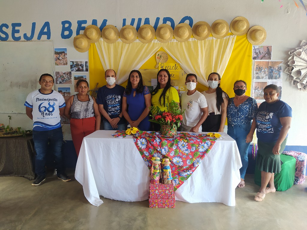 Equipe gestora e Professores da Escola Sebastião Gonçalves Guimarães