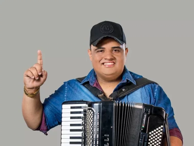 Tarcísio do Acordeon