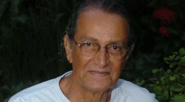 Nelson Xavier - Dr. Caio