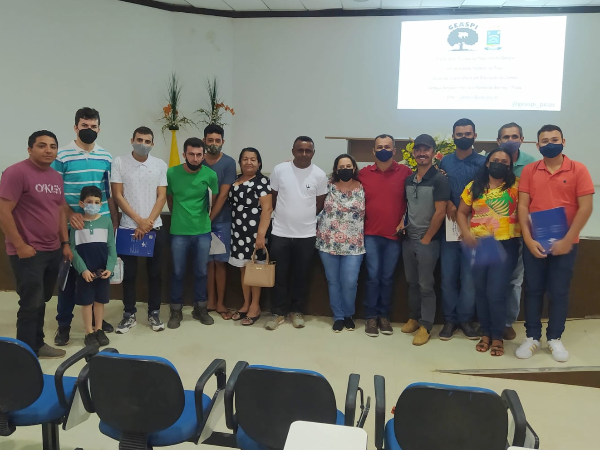 Equipe da Secretaria de Agricultura participa de oficina na UFPI de Picos.