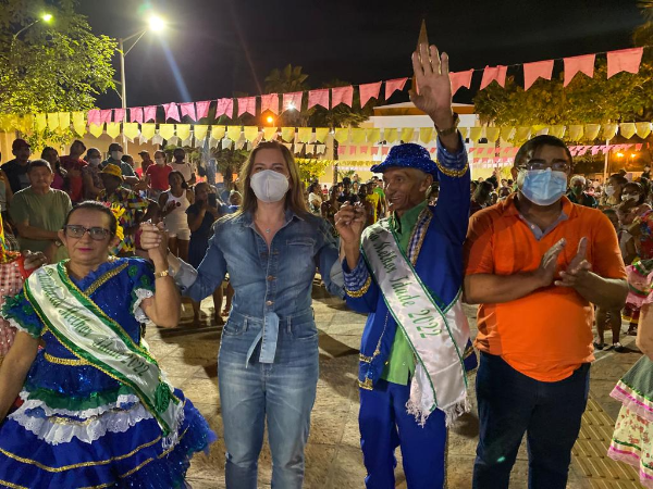 Concurso junino escolhe o Rei e a Rainha da Melhor Idade em Esperantina