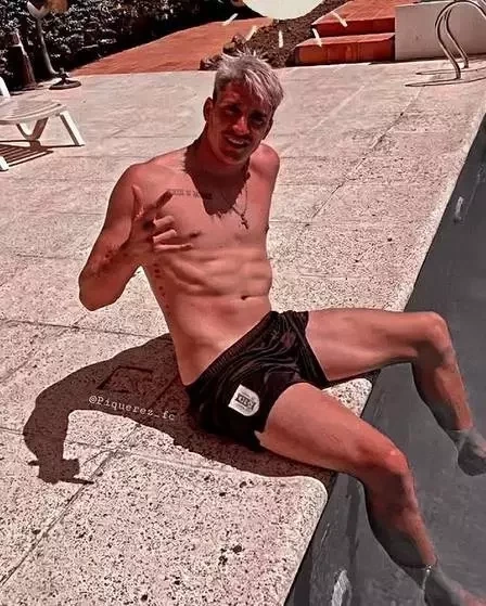 Jogador uruguaio Joaquín Piquerez, do Palmeiras chama atenção de famosas! - imagem 92610