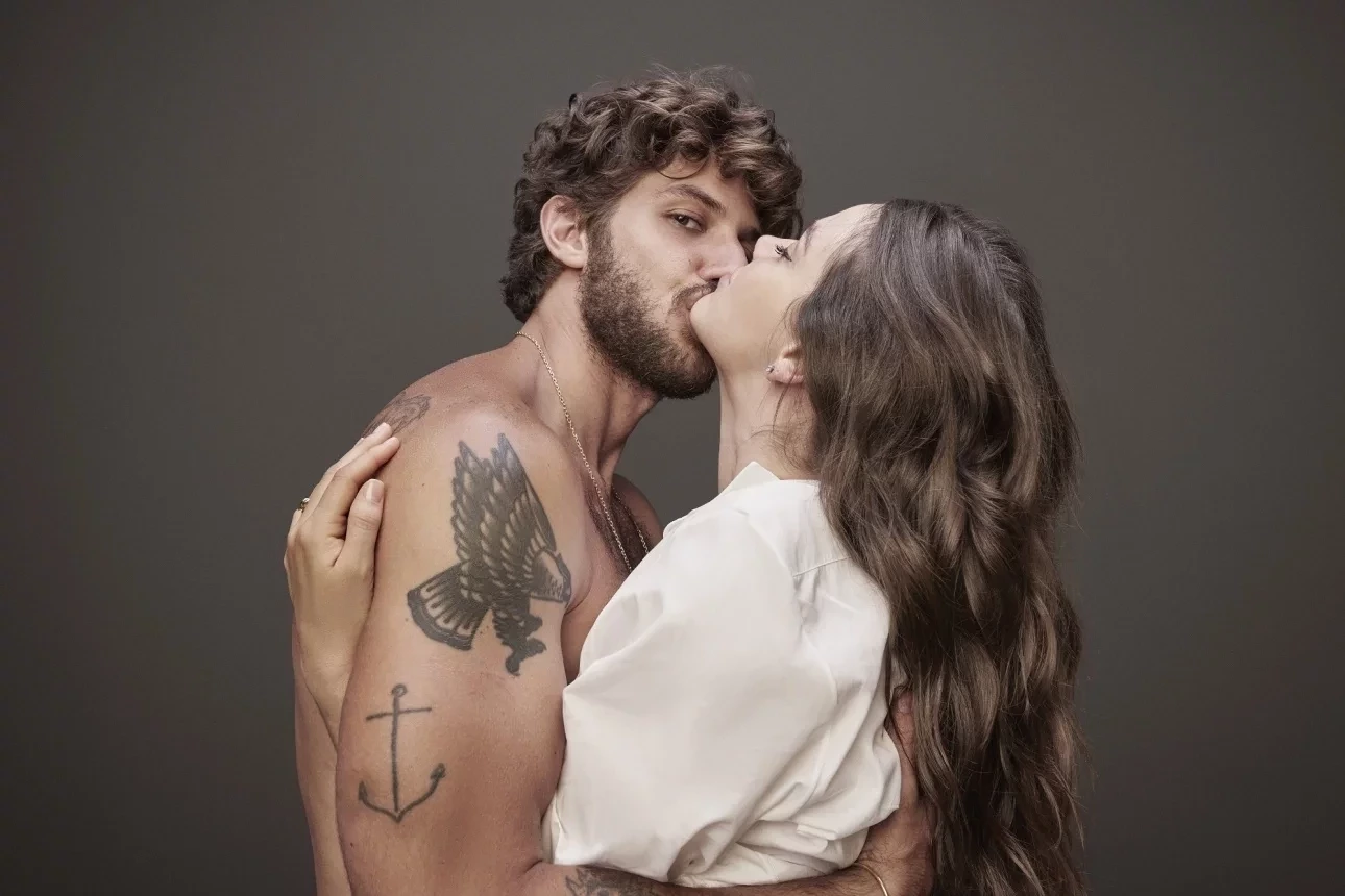 Chay Suede E Laura Neiva