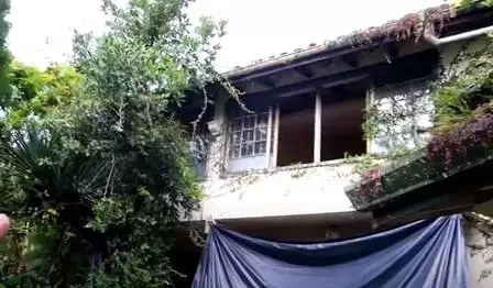 Passado de glamour: abandonada, veja as ruínas da mansão de Clodovil  - imagem 90672