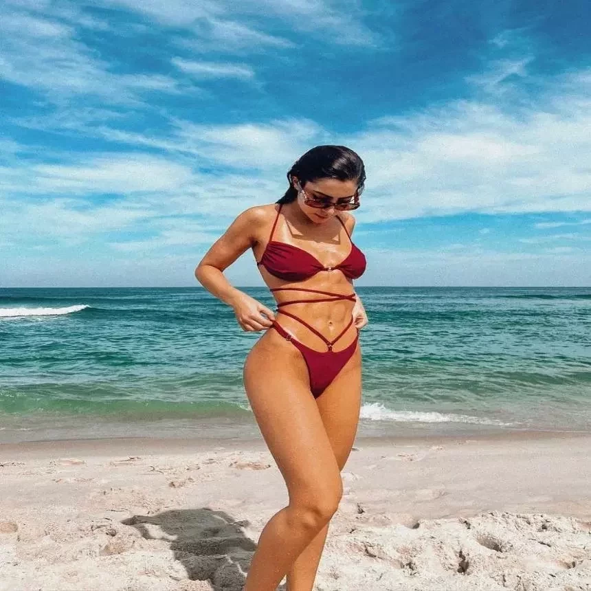 Deu praia! Cinco modelos de biquínis das famosas para você se inspirar  - imagem 93908