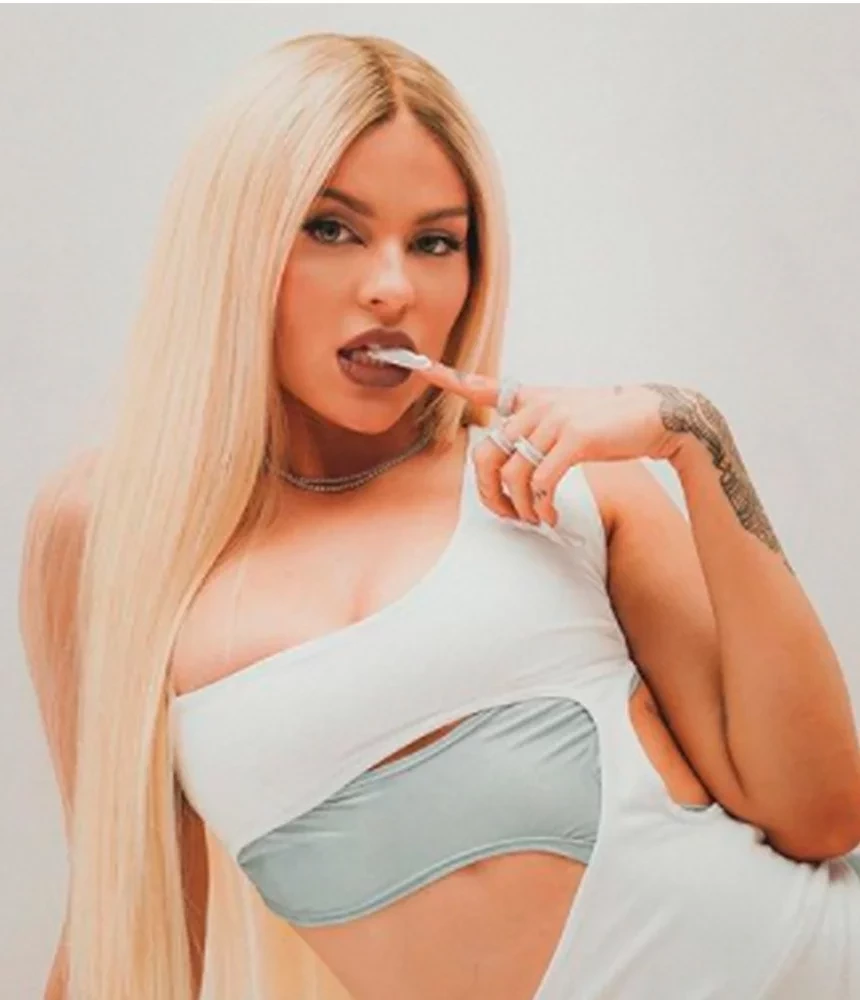 Sem censura! Luísa Sonza aparece sem roupa em cliques sensuais  - imagem 94086