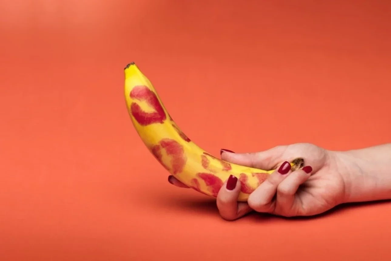 Nariz grande com pênis grande