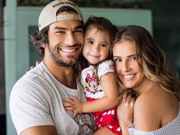 Relembre quem foram os namorados famosos da atriz Deborah Secco