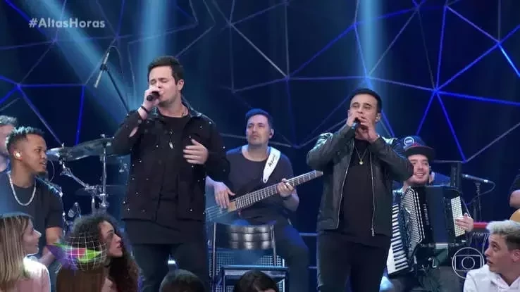 Além de Luva de Pedreiro! 15 famosos que já brigaram com seus empresários - imagem 91121