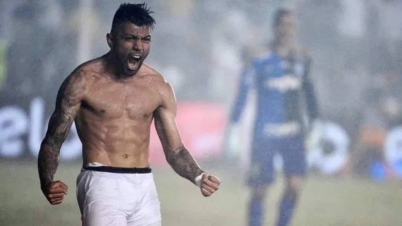 A mulher cresceu e está linda. Saiba com quem a atriz Mel Maia já ficou - imagem 91227