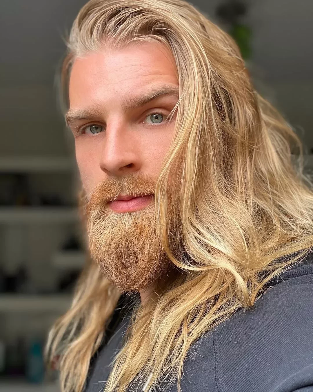  Quem é o modelo gato internacional que fez Anitta parar show. Veja fotos! - imagem 91246