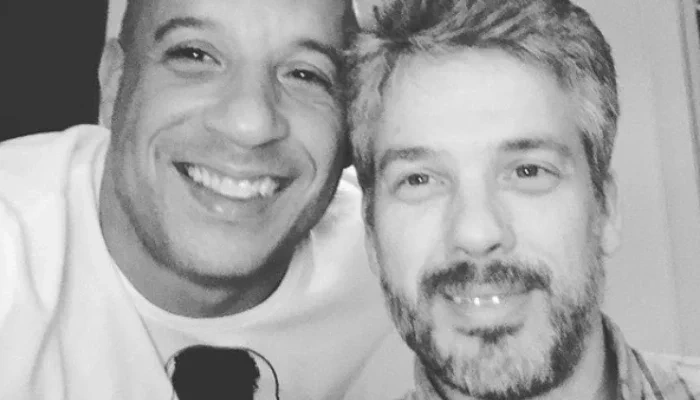 Idênticos! 14 Famosos que têm irmãos gêmeos e você não sabia - imagem 91895