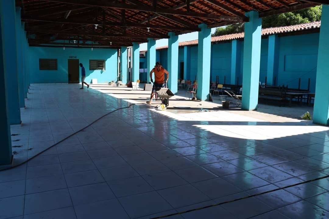 Prefeito João Luiz continua reformando escolas em Monsenhor Gil 