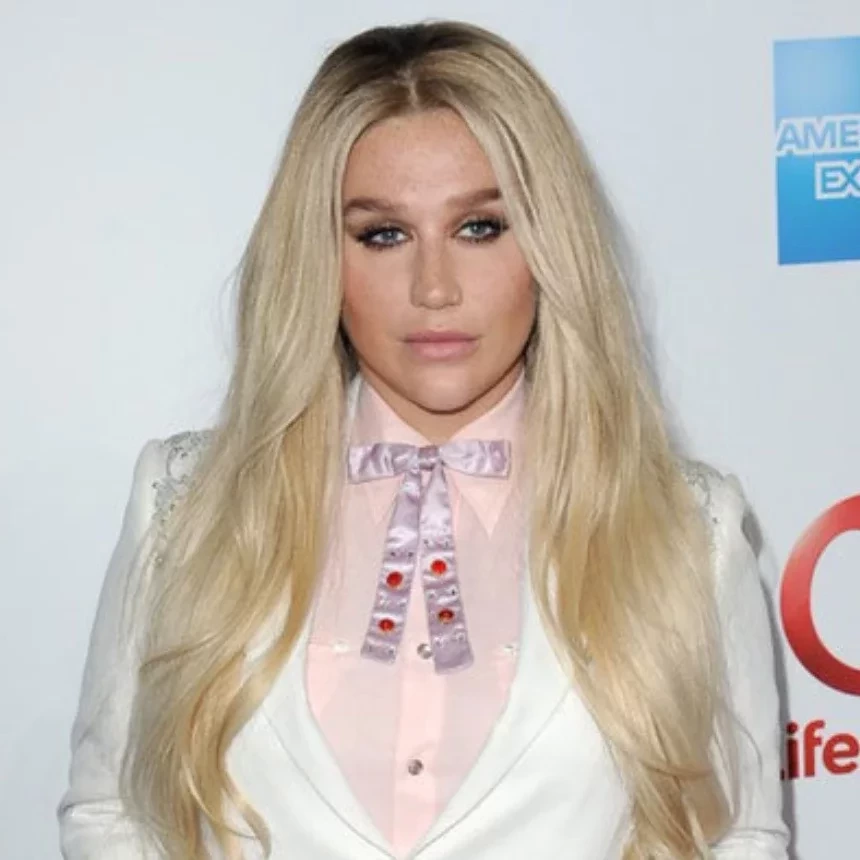 5 famosas que já foram flagradas roubando lojas e estabelecimentos - imagem 97482