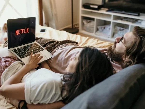 5 cenas sexuais para assistir na Netflix que são melhores que pornografia
