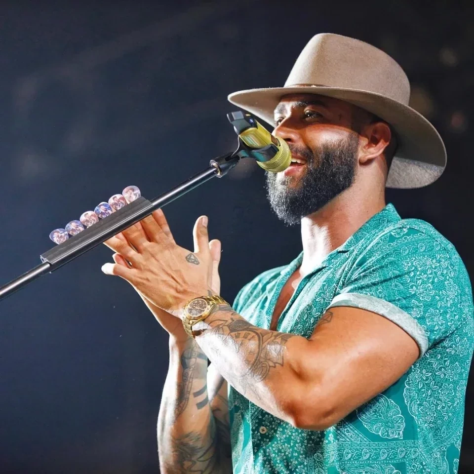 Confira as vezes que os chapéus do Gusttavo Lima roubaram a cena. Fotos - imagem 98168