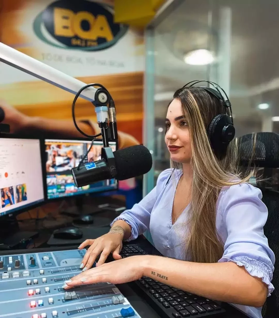 Mari Miranda! Quem é a repórter da Rede MN que levou cantada de João Gomes - imagem 98314