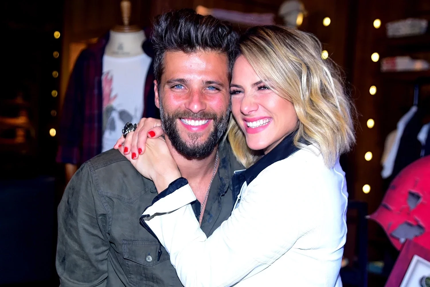 Relembre cinco famosos que traíram e foram perdoados por suas esposas - imagem 95771