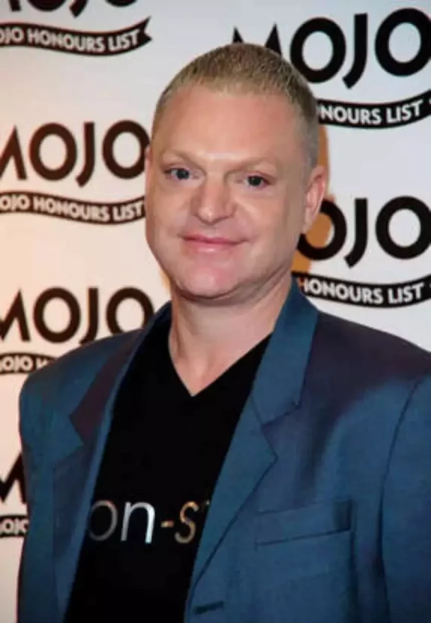 Sem preconceito! Conheça 10 Famosos que convivem com o vírus HIV - imagem 96053